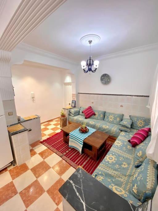 Dar Shmous -1- دار شموس Apartment Tanger Luaran gambar