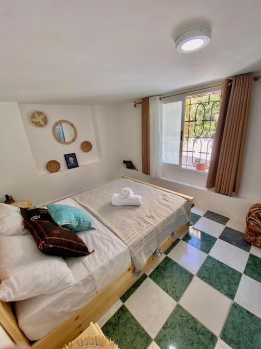Dar Shmous -1- دار شموس Apartment Tanger Luaran gambar