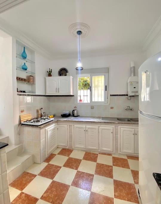 Dar Shmous -1- دار شموس Apartment Tanger Luaran gambar