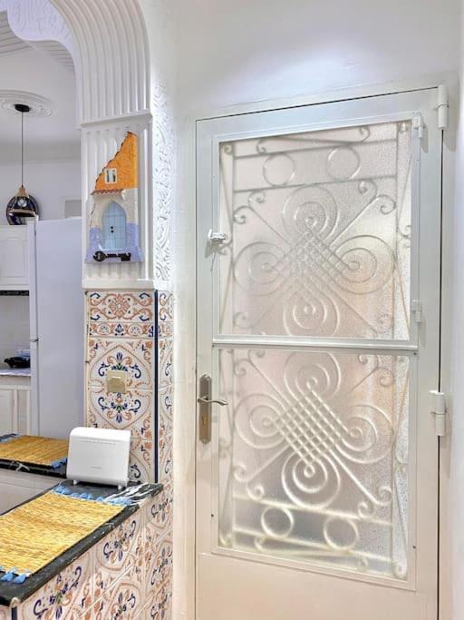 Dar Shmous -1- دار شموس Apartment Tanger Luaran gambar